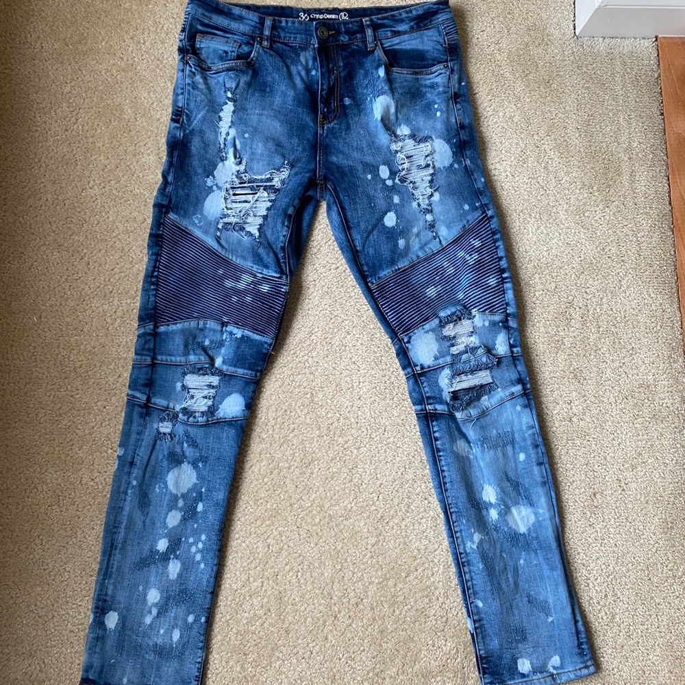 Men skinny jeans